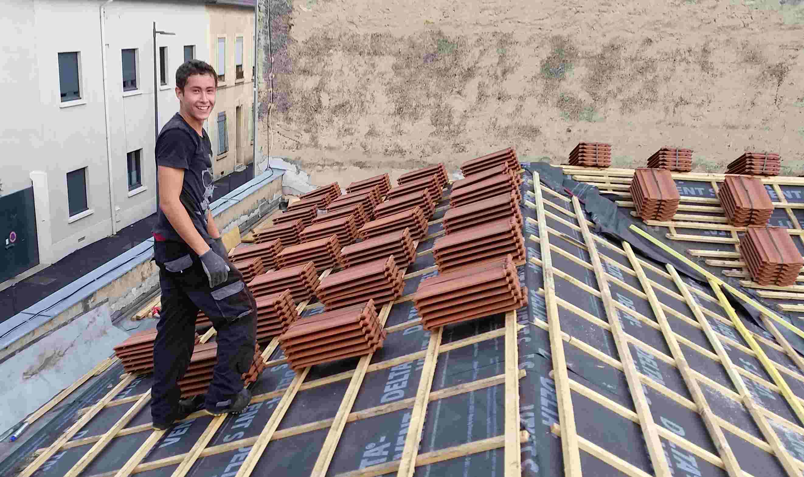  Toiture et Façade couverture zinguerie travaux acrobatiques Lyon